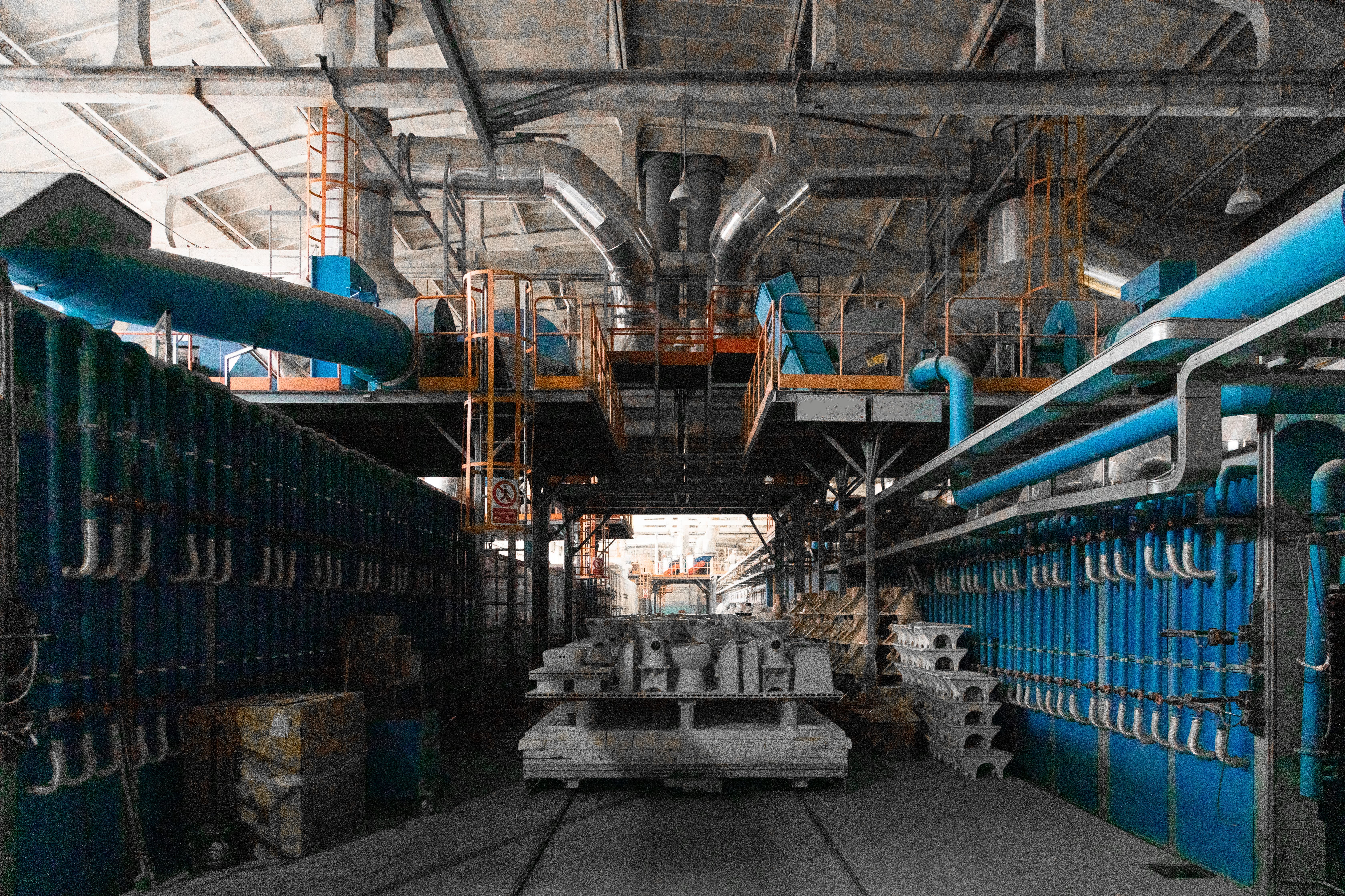 Business workspace and directional alignment